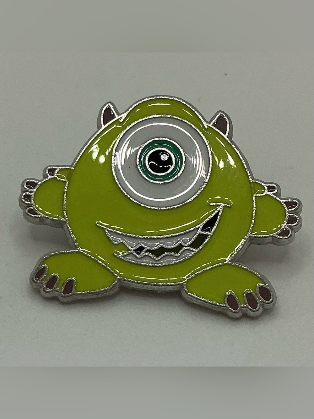 2014 DISNEY MAGICAL MYSTERY 7 PIN MIKE WAZOSKI